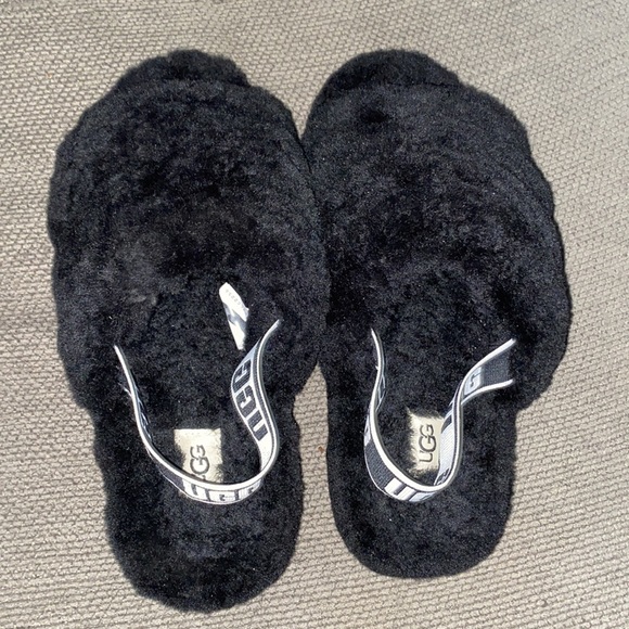 UGG - Picture 7 of 12